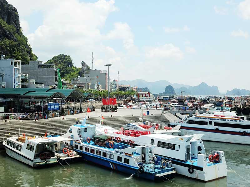 Cảng Cái Rồng Quảng Ninh