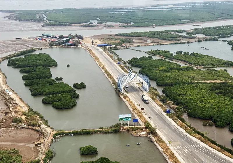 Bến phà cái viềng cát bà