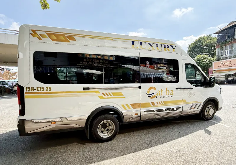 Đi Cát Bà tự túc bằng xe limousine